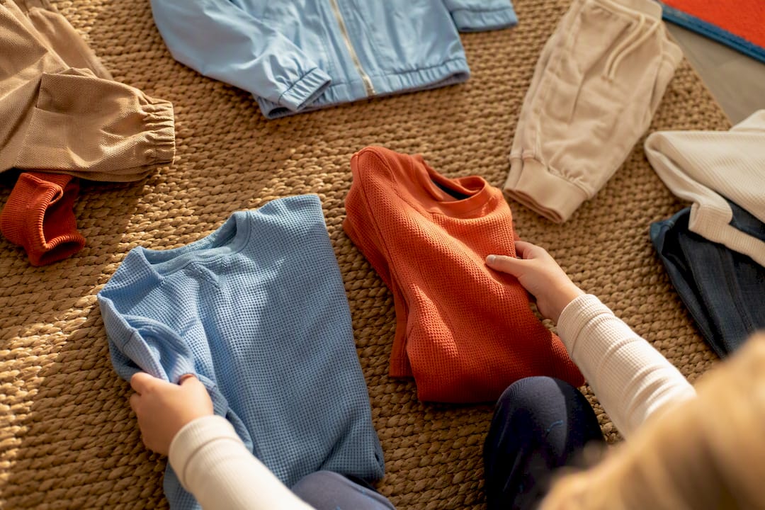 25 Kids Outfit Combinations From One Small Capsule for Parents