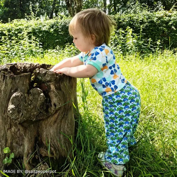 Boy in DUNS Sweden clothes