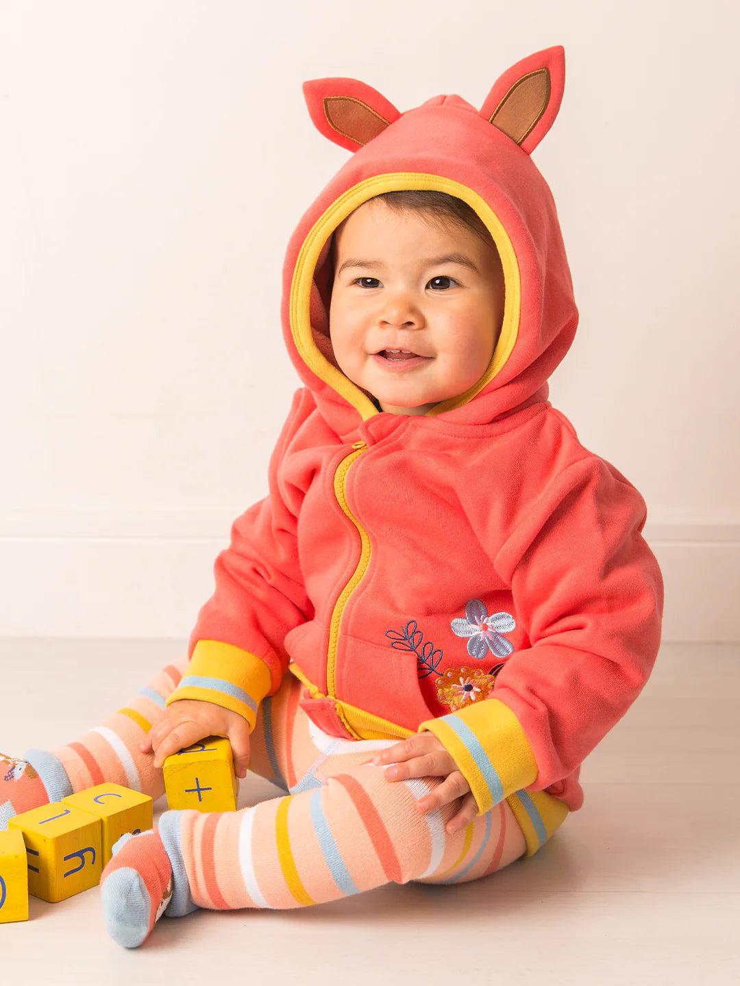 Bella the horse hoodie on girl