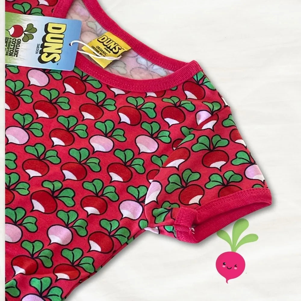 Children's underwear with radish pattern and Duns brand tag on a white background