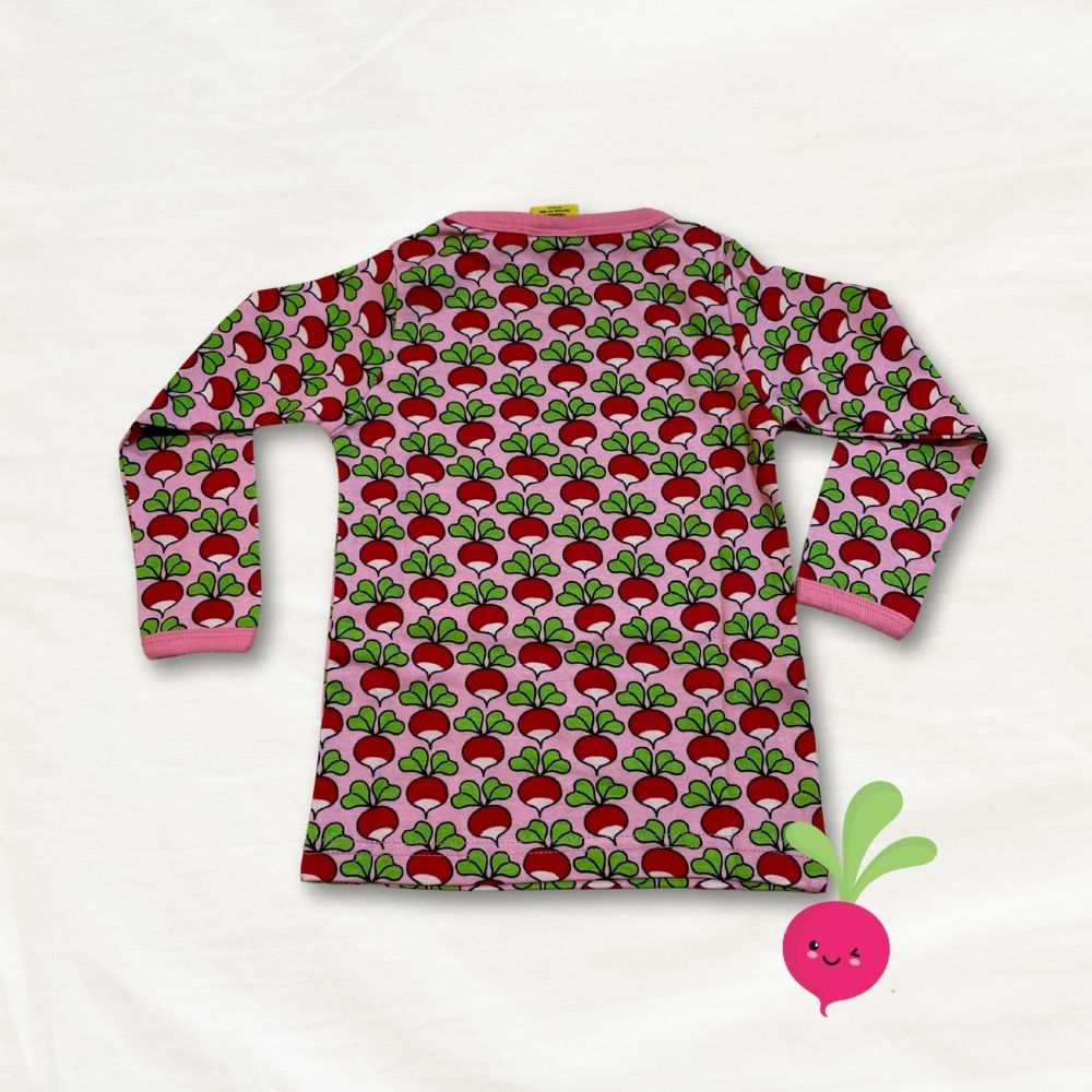 Children's t-shirt with radish pattern on a white background