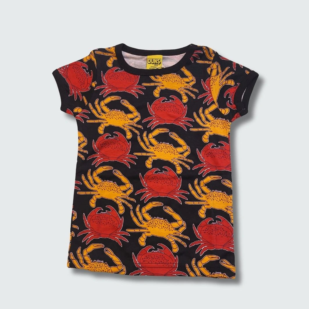 Crab print organic kidswear short sleeve top in black with black trim, DUNS Sweden – kidswear, infant shirts