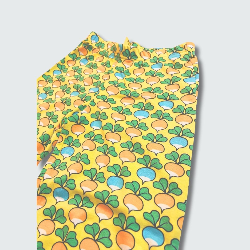 Multi radish print baggy pants in yellow cream with radiant yellow trim, DUNS Sweden – newborn clothing summer, infant clothes unisex