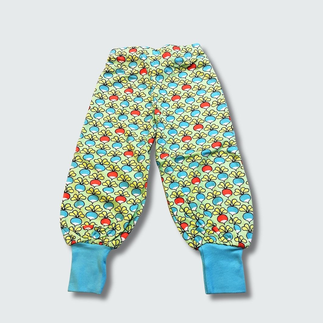 Multi radish print baggy pants in green ash with capri blue trim, DUNS Sweden – newborn clothing summer, infant clothes unisex
