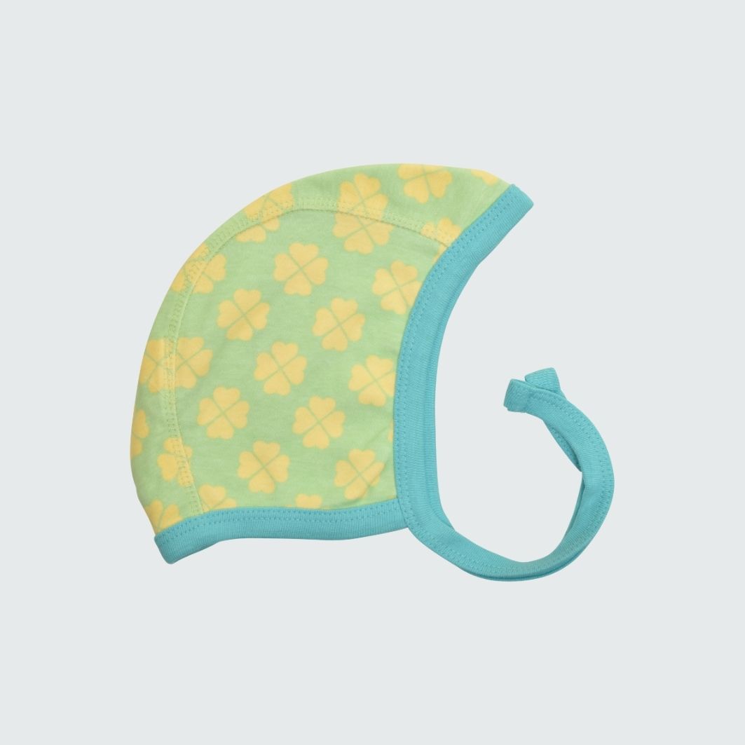Clover print baby bonnet in green ash with capri blue trim, DUNS Sweden – newborn clothing summer, infant clothes unisex