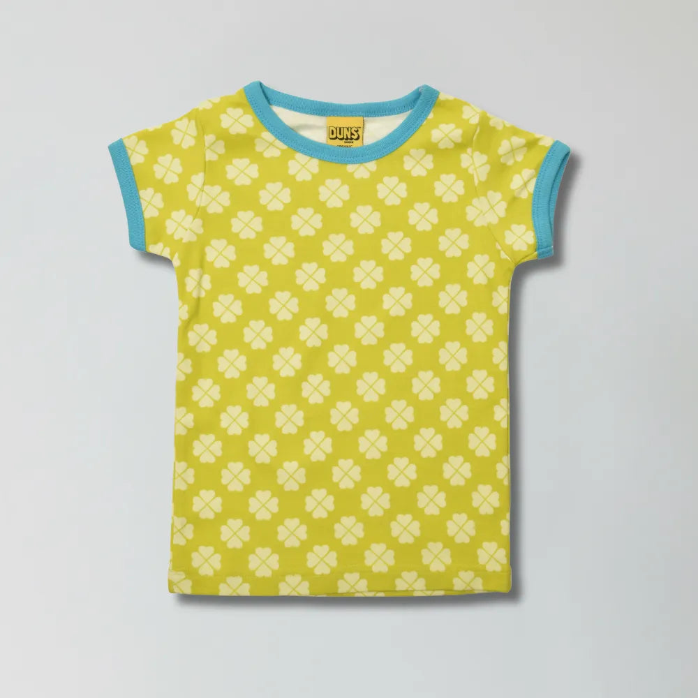 Sulphur spring green clover print organic cotton t-shirt for babies and kids — Baby Goes Retro
