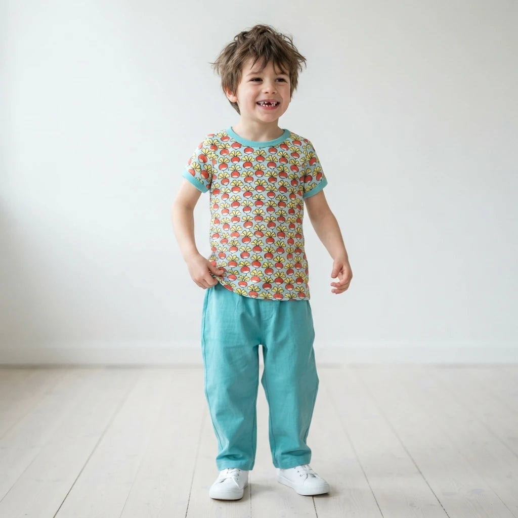 DUNS Sweden Radish Tee: Blue Glow
