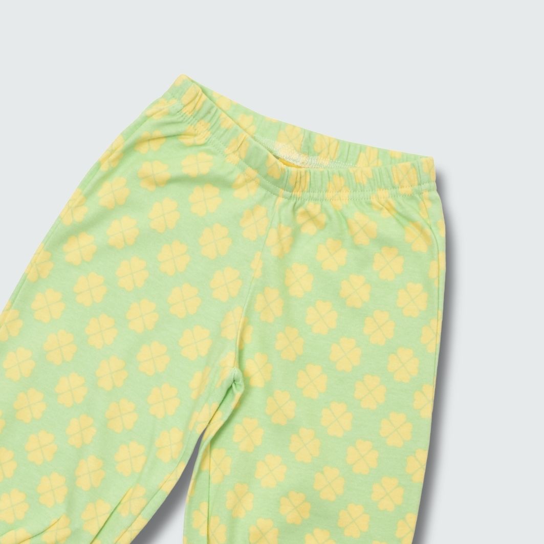 Clover print baggy pants leggings in green ash with capri blue trim, DUNS Sweden – toddler leggings, infant clothes unisex