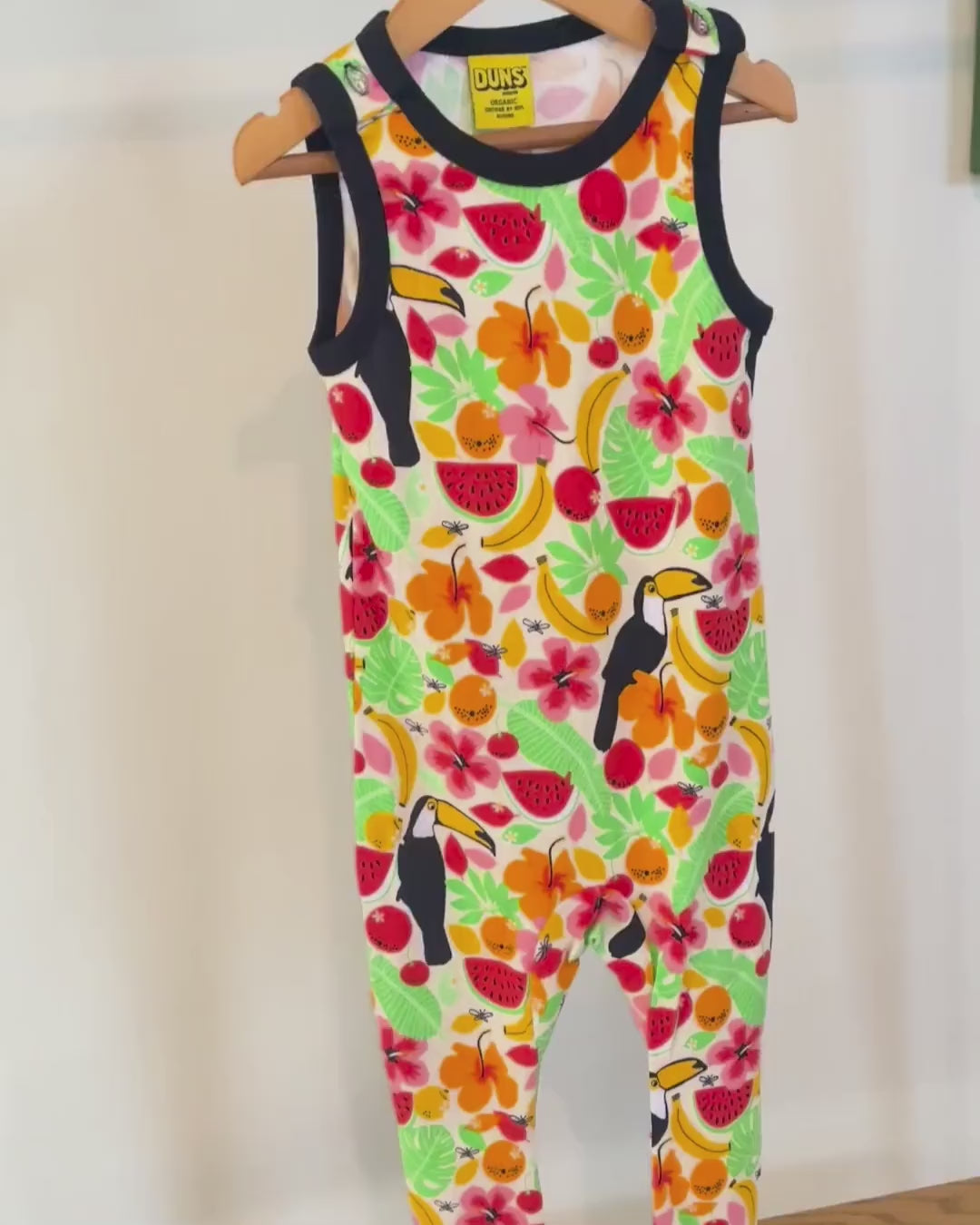 DUNS Toucan and ruit