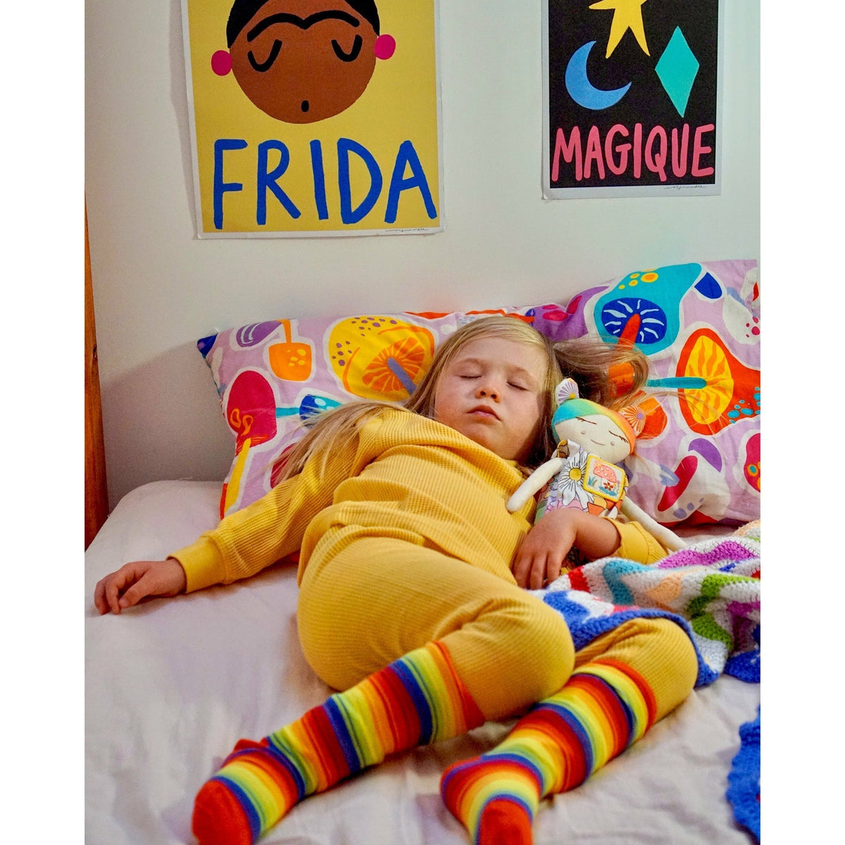 Slugs & Snails Organic Kids Knee Socks - Rainbow Stripe - Socks